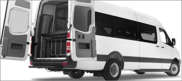 Mercedes-Benz Smartliner™ 15 Passenger Minibus