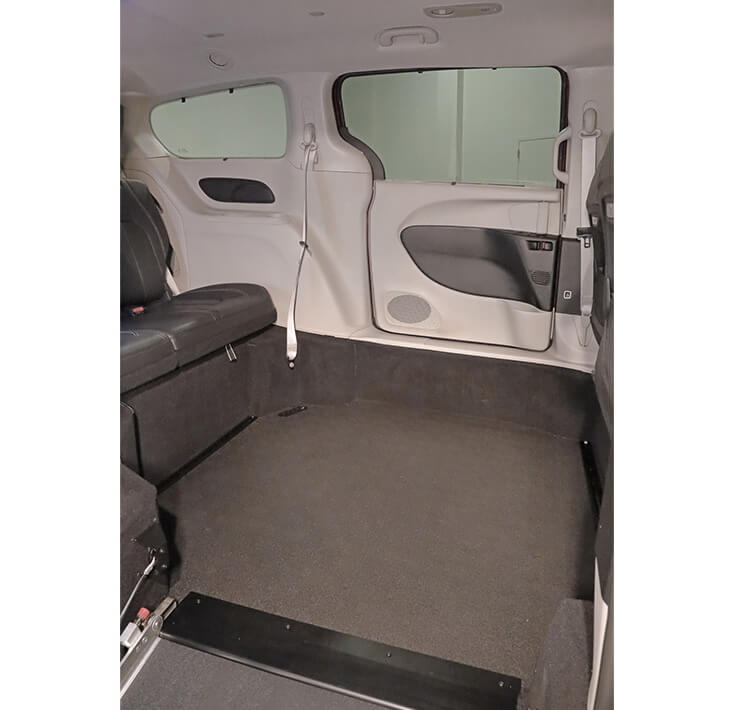 <strong>Convenience and Space</strong><br/>
A power fold-out ramp and more than 53 inches of head clearance open to a spacious interior with wheelchair-friendly flooring that is easy to maintain.