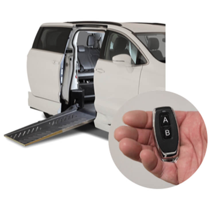 <strong>Power ramp with dedicated key FOB</strong>